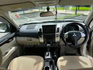 Mitsubishi Montero 2012 SUV (Used)