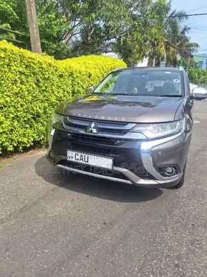Mitsubishi Outlander 2015 SUV (Used)