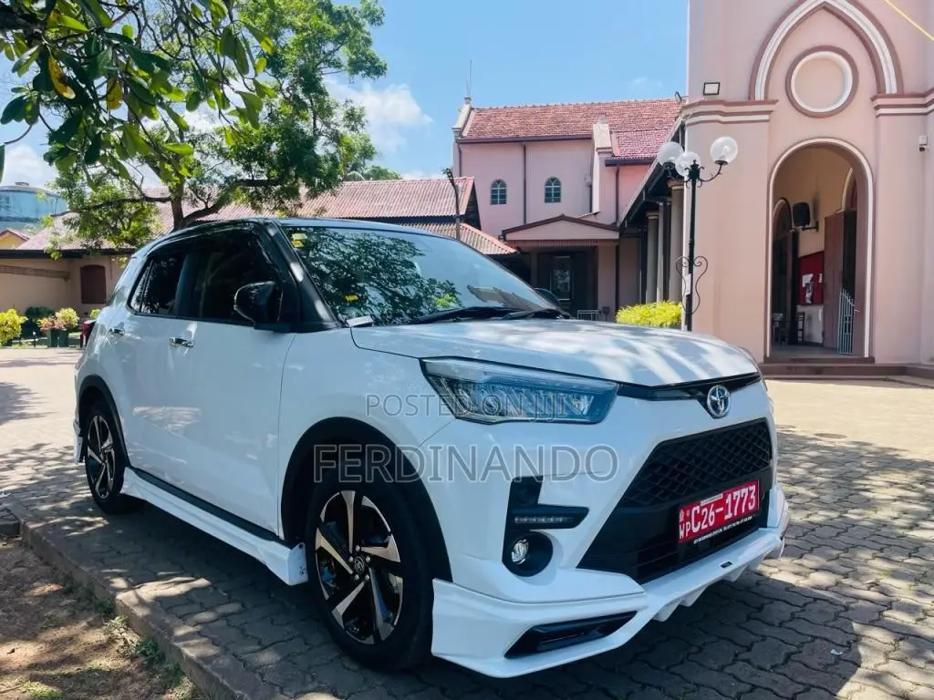 Toyota Raize Hybrid 2025 SUV Unregistered (Recondition)