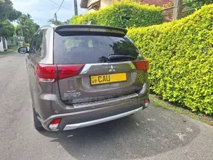 Mitsubishi Outlander 2015 SUV (Used)
