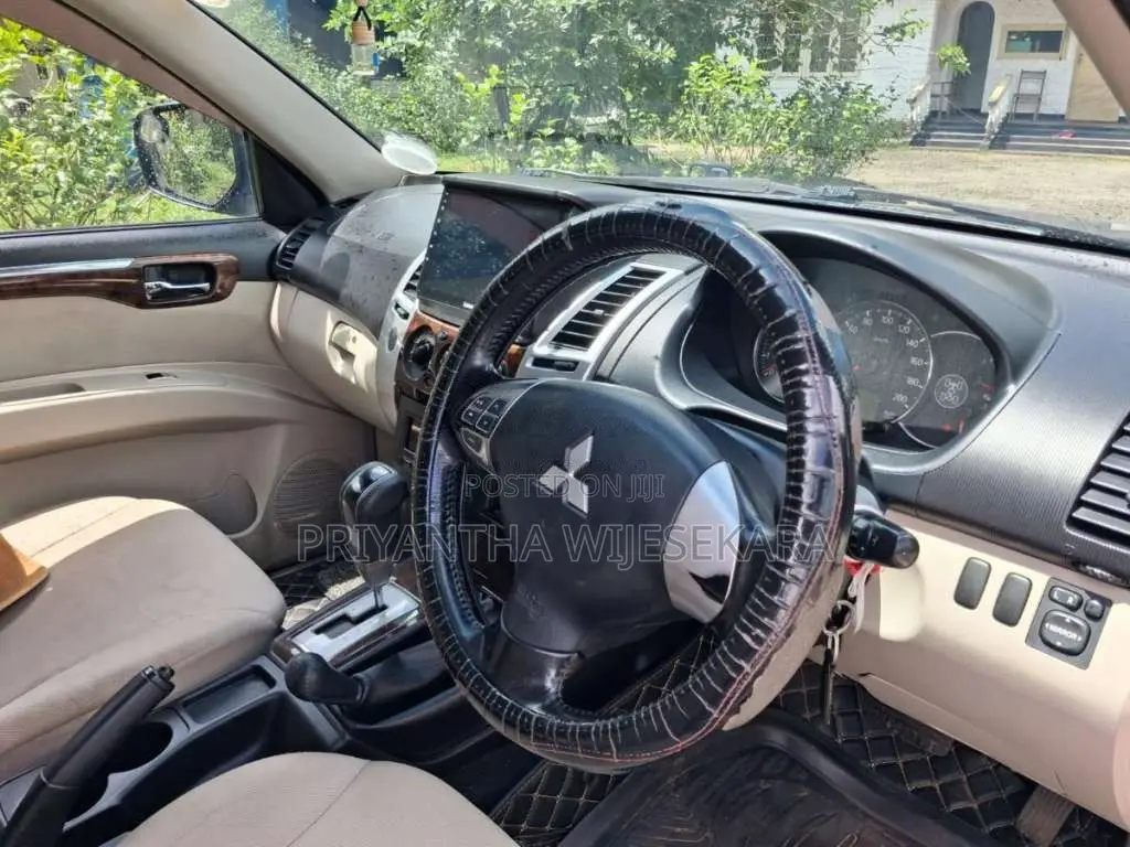 Mitsubishi Montero Sport 2012 SUV (Used)