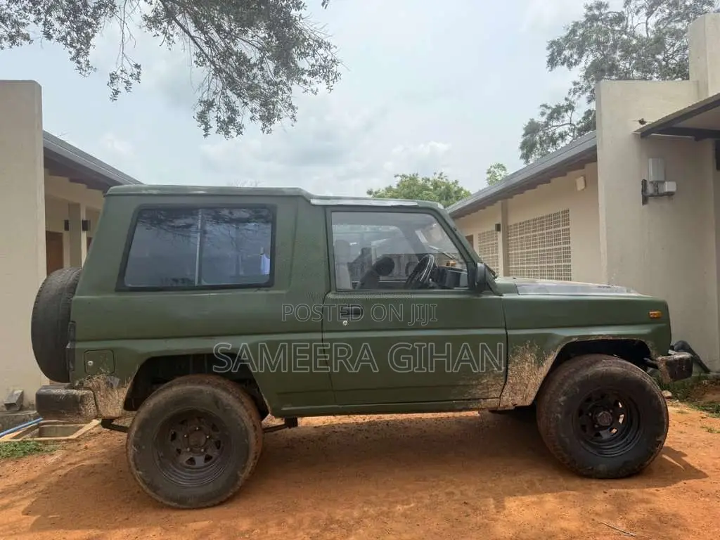 Daihatsu Rocky 1985 SUV (Used)