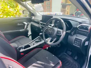 Toyota Raize Hybrid 2025 SUV Unregistered (Recondition)