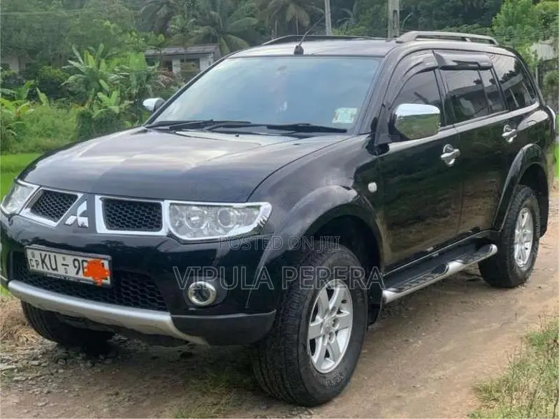 Mitsubishi Montero Sport 2012 SUV (Used)