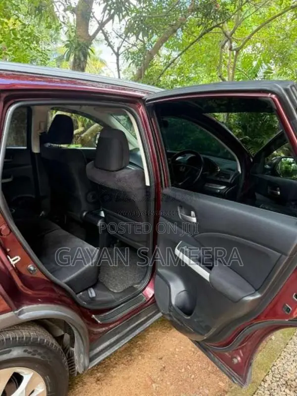 Honda CRV 2012 SUV (Used)