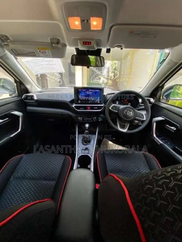 Toyota Raize Z 2025 SUV Unregistered (Recondition)