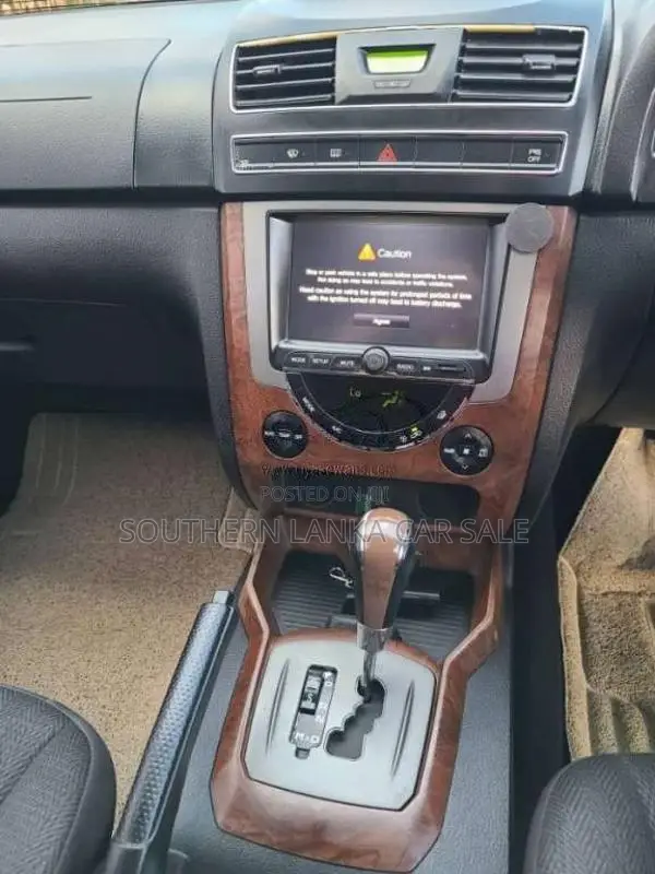 Micro Rexton 2017 SUV (Used)