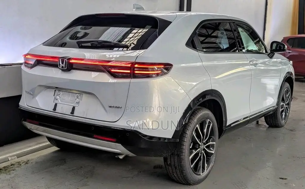 Honda Vezel Z Grade 2025 SUV Unregistered (Recondition)
