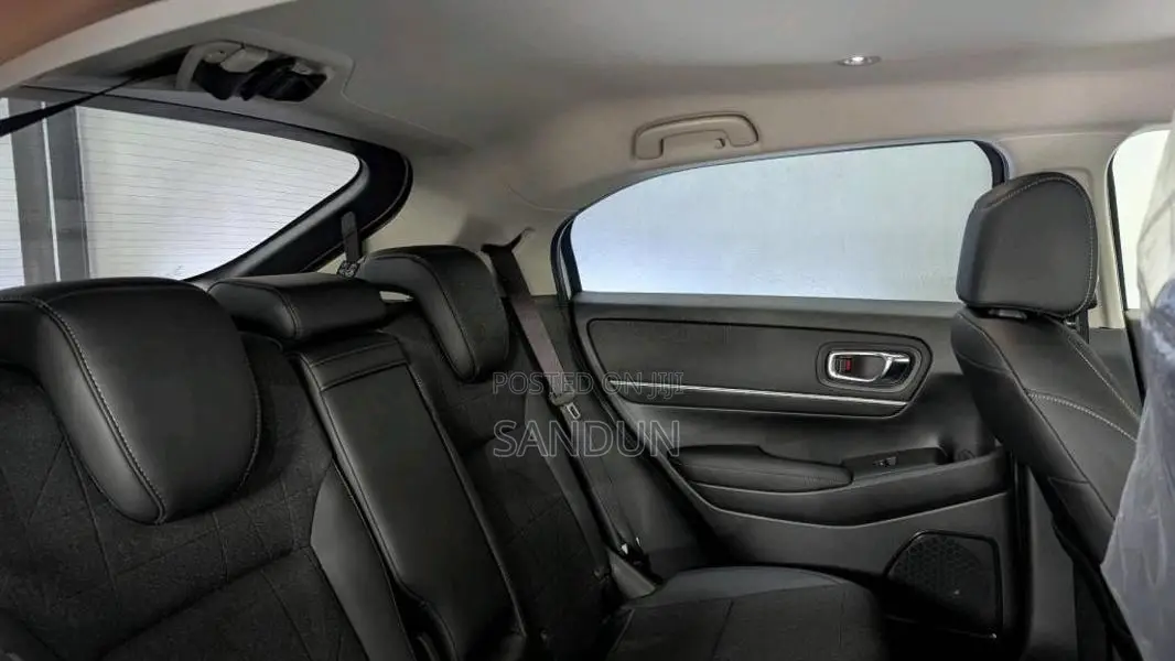 Honda Vezel Z Grade 2025 SUV Unregistered (Recondition)