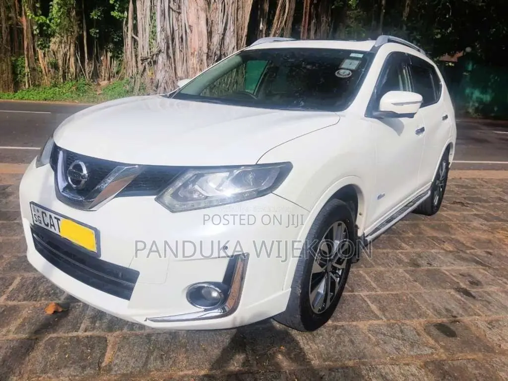 Nissan X-Trail Mode Premier 2016 SUV (Used)