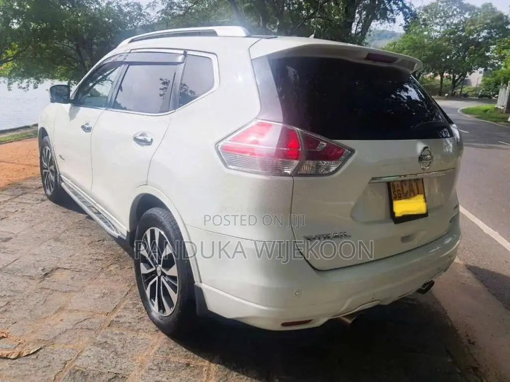 Nissan X-Trail Mode Premier 2016 SUV (Used)