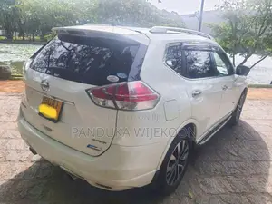 Nissan X-Trail Mode Premier 2016 SUV (Used)