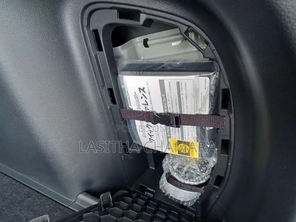 Honda Vezel Z 2024 SUV Unregistered (Recondition)