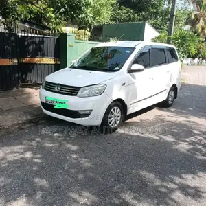 DFSK Glory 2018 SUV (Used)