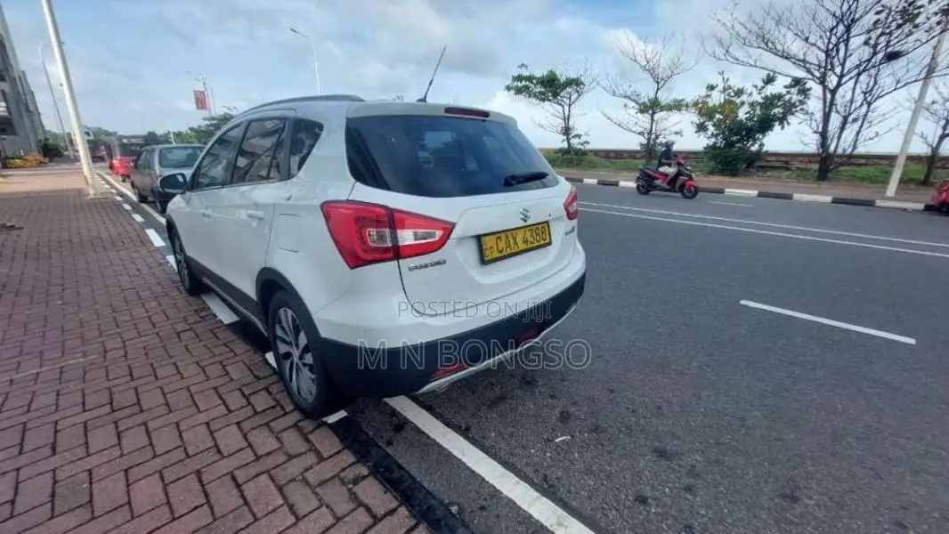 Suzuki Scross 2017 SUV (Used)