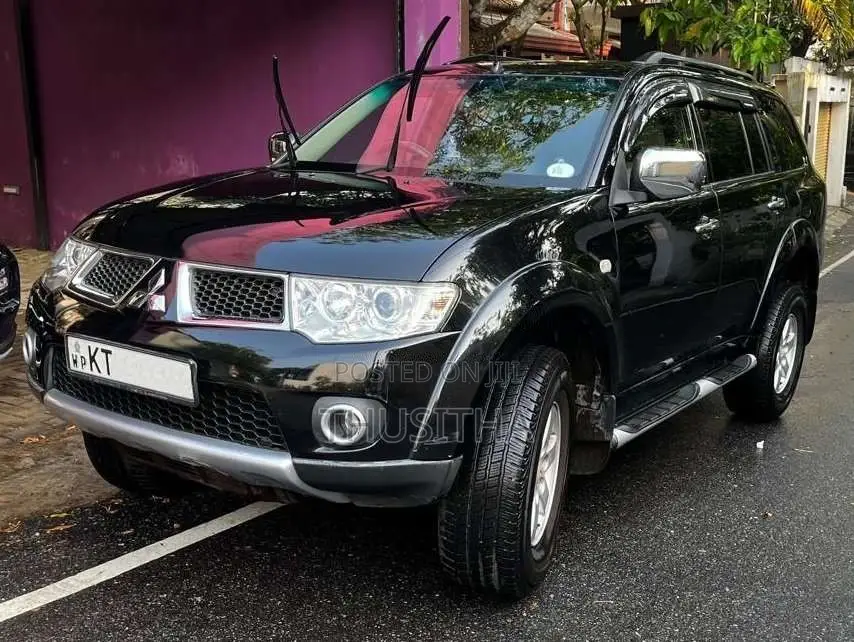 Mitsubishi Montero Sport 2012 SUV (Used)