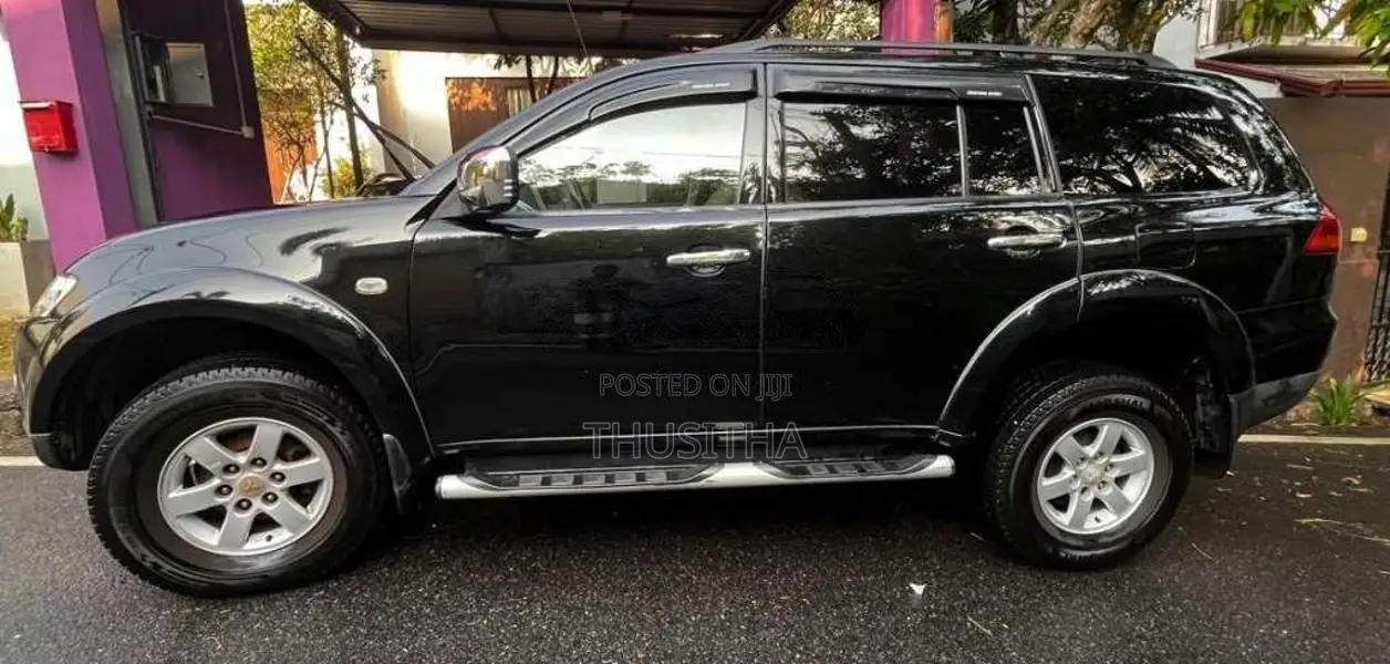 Mitsubishi Montero Sport 2012 SUV (Used)