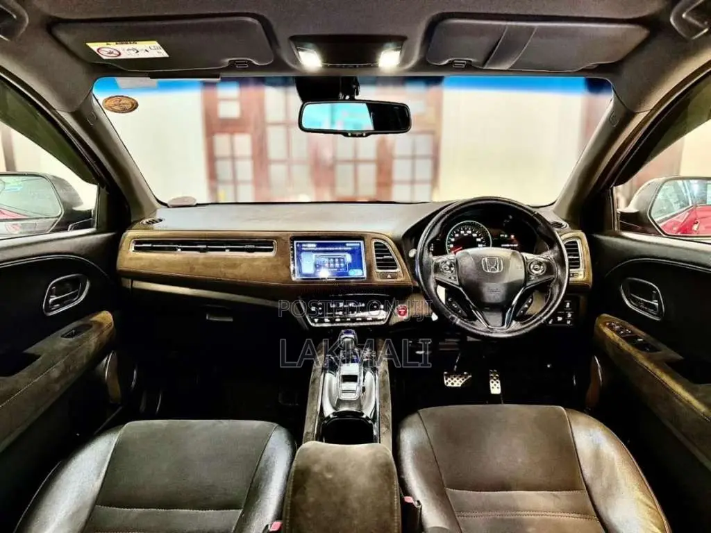 Honda Vezel RS Sensing 2018 SUV (Used)