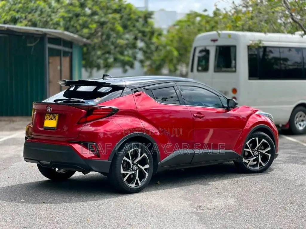 Toyota CHR 2020 SUV (Used)