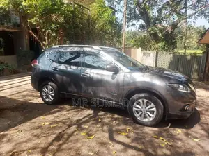 Nissan X-Trail 2016 SUV (Used)