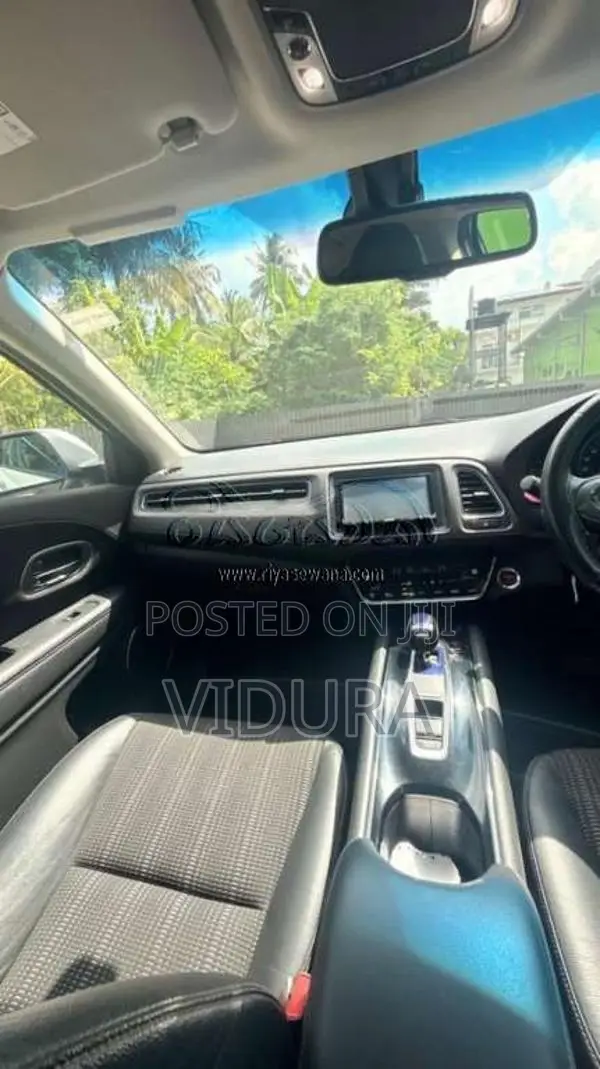 Honda Vezel 2016 SUV (Used)