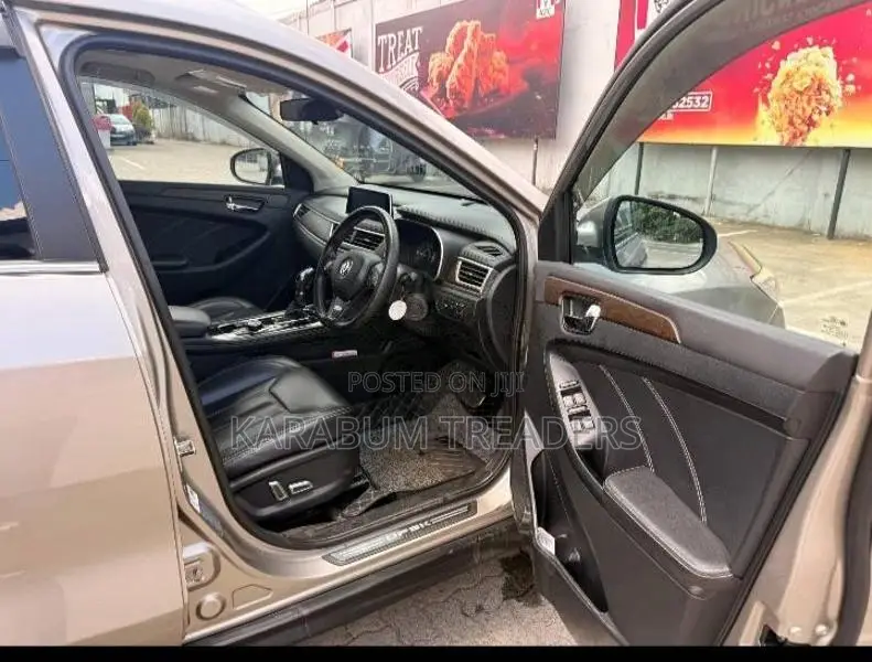 DFSK Glory I-Auto 2024 SUV (Used)