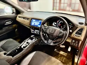 Honda Vezel RS Sensing 2018 SUV (Used)
