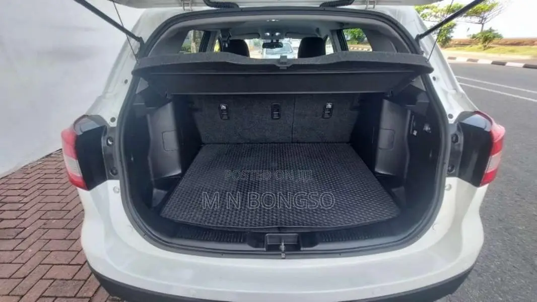 Suzuki Scross 2017 SUV (Used)