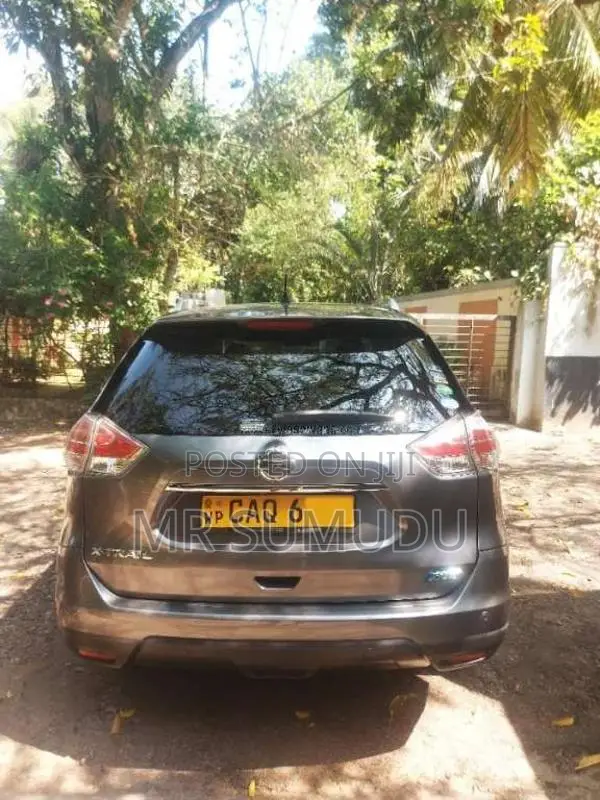 Nissan X-Trail 2016 SUV (Used)