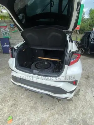 Toyota CHR 2019 SUV (Used)