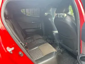 Toyota CHR 2020 SUV (Used)