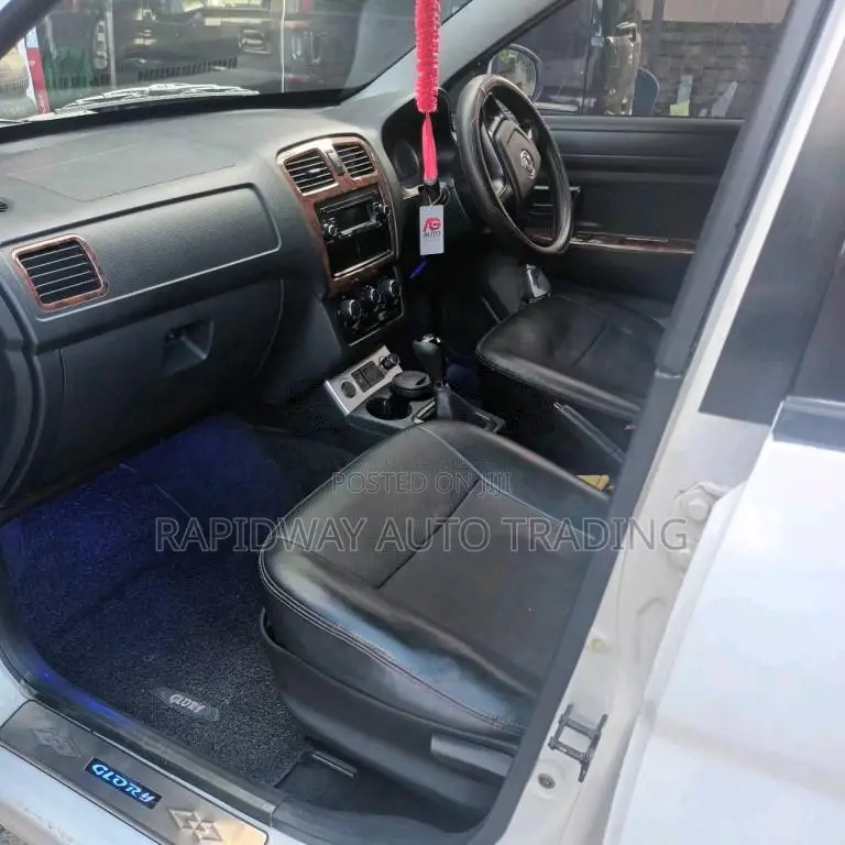 DFSK Glory 2018 SUV (Used)