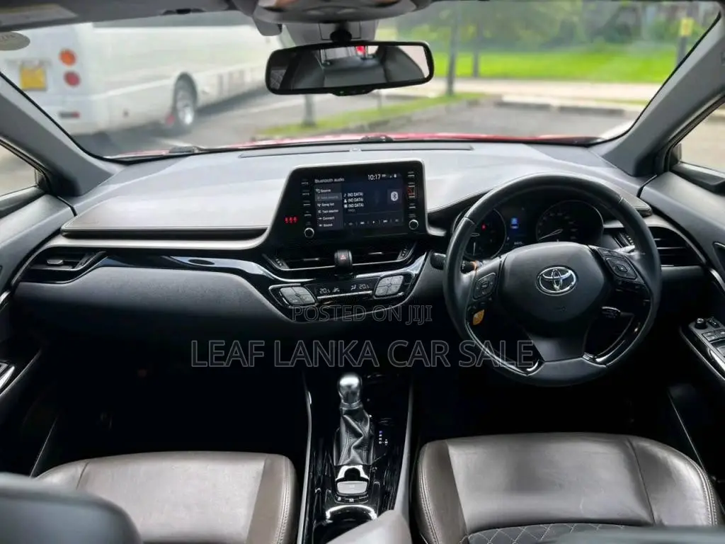 Toyota CHR 2020 SUV (Used)