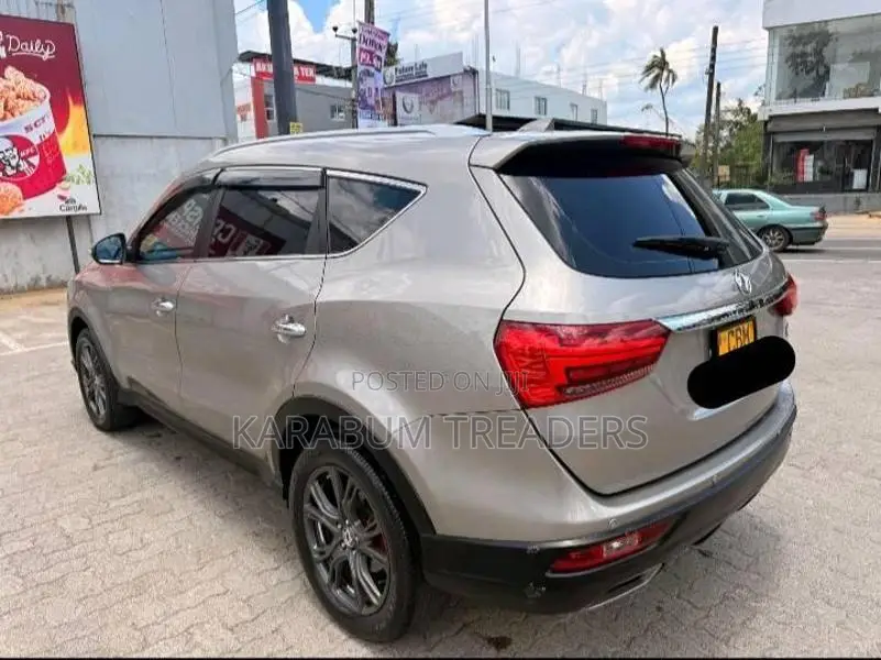 DFSK Glory I-Auto 2024 SUV (Used)