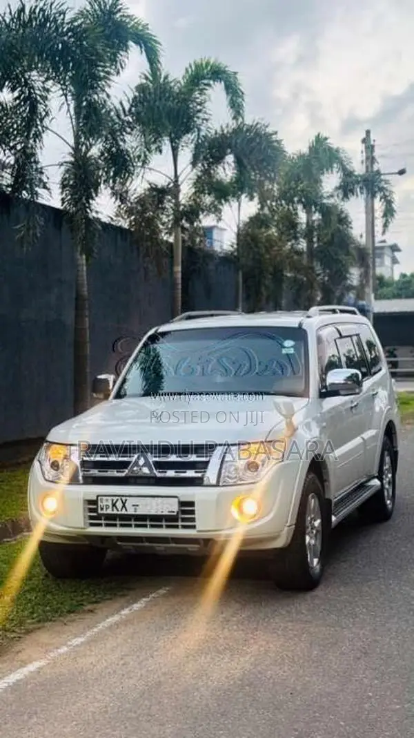 Mitsubishi Montero 2013 SUV (Used)