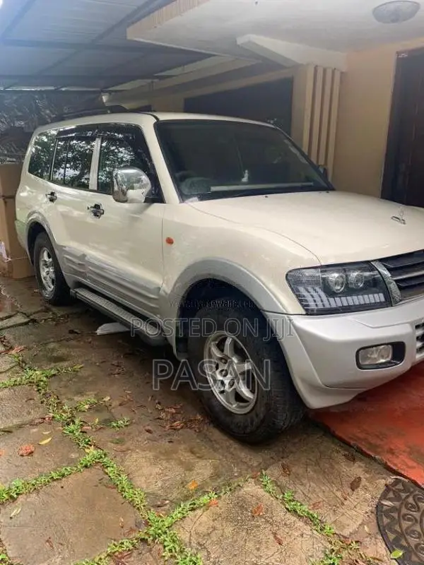 Mitsubishi Montero 2001 SUV (Used)