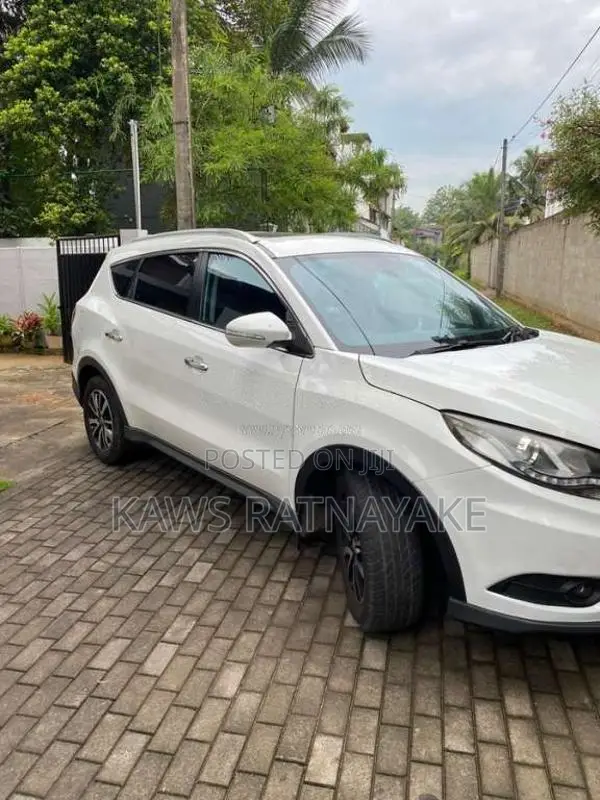 DFSK 580 2019 SUV (Used)