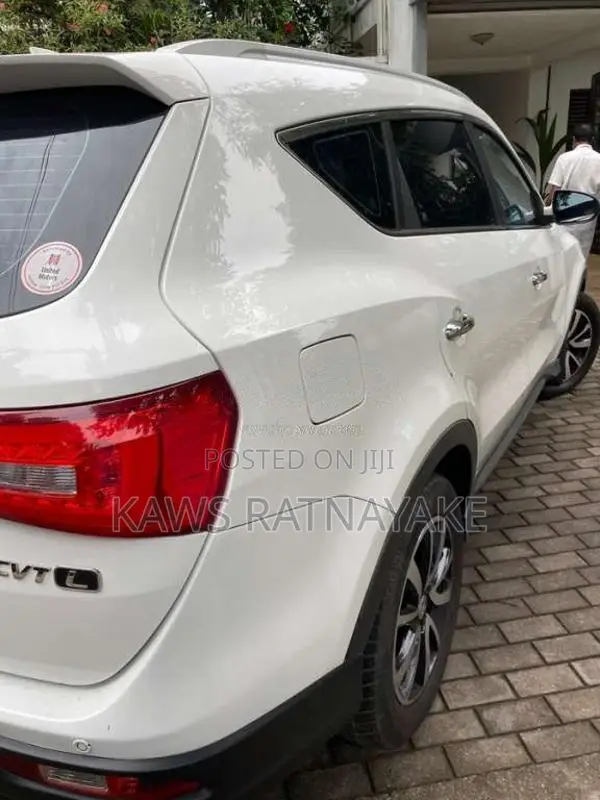 DFSK 580 2019 SUV (Used)