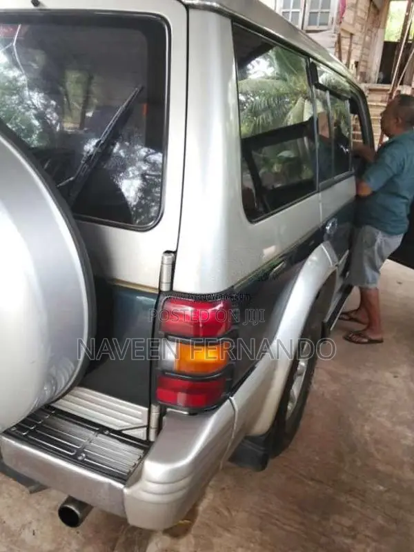 Mitsubishi Pajero 2013 SUV (Used)