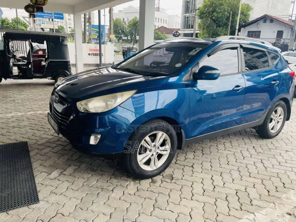 Hyundai Tucson 2011 SUV (Used)