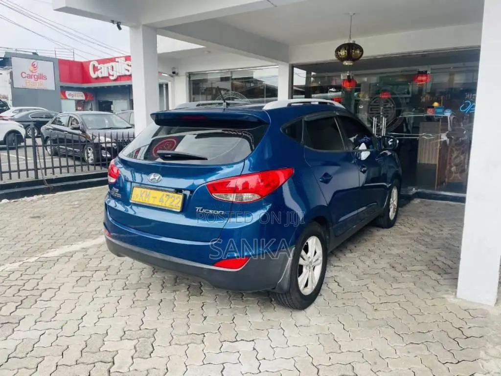 Hyundai Tucson 2011 SUV (Used)