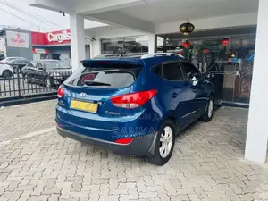 Hyundai Tucson 2011 SUV (Used)