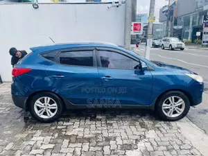Hyundai Tucson 2011 SUV (Used)