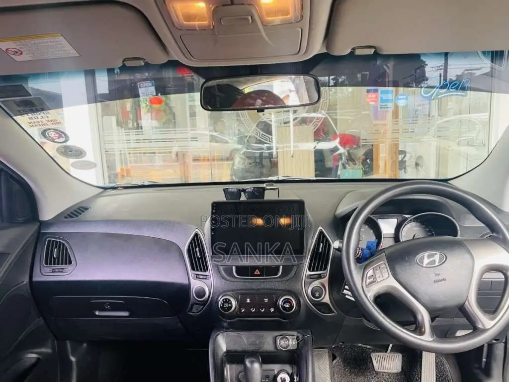 Hyundai Tucson 2011 SUV (Used)