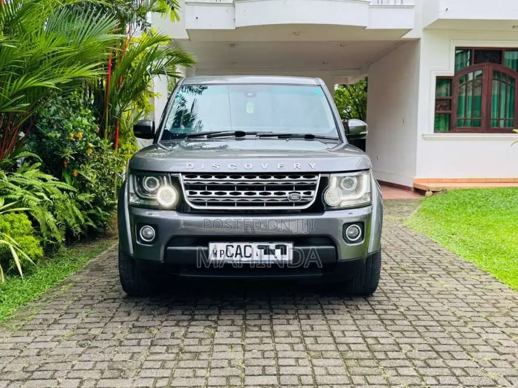 Land-Rover Discovery 4 2014 SUV (Used)