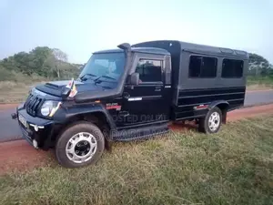 Mahindra Mahindra 2018 SUV (Used)