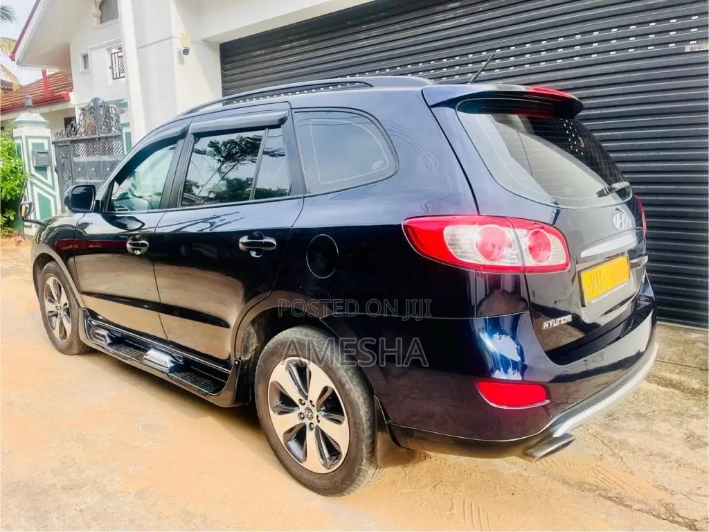 Hyundai Santa Fe 2012 SUV (Used)
