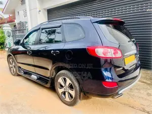 Hyundai Santa Fe 2012 SUV (Used)