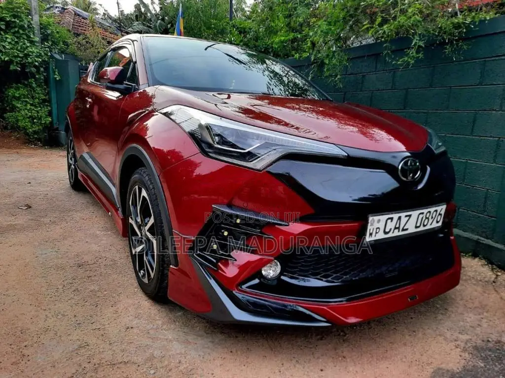 Toyota CHR 2017 SUV (Used)