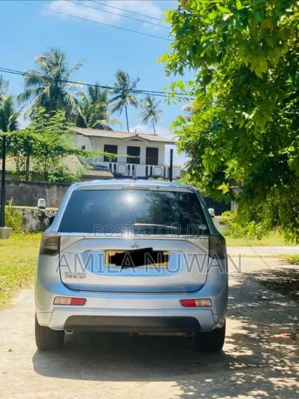 Mitsubishi Outlander 2014 SUV (Used)